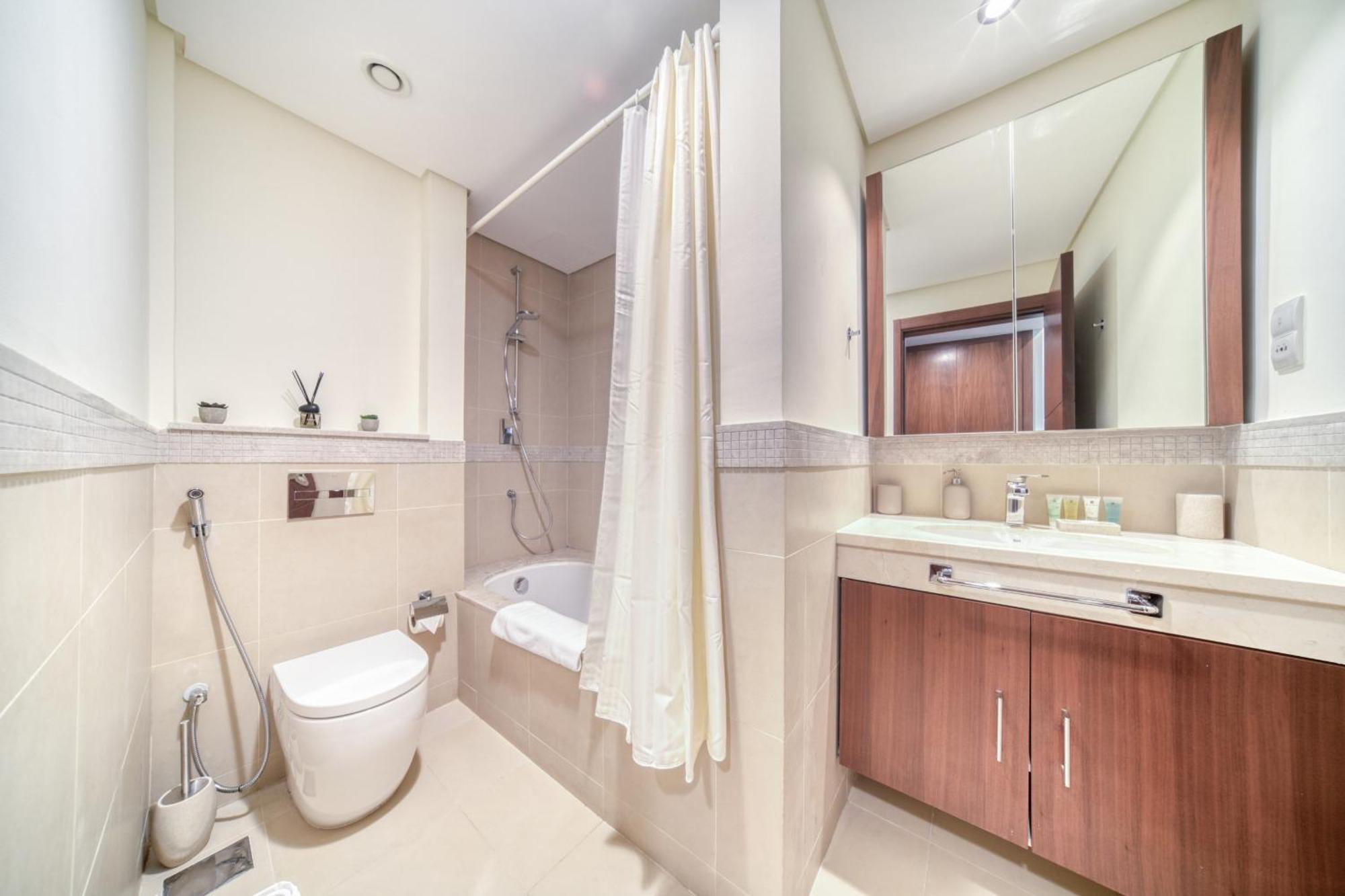 Burj Vista, Downtown Dubai - Burj Khalifa View - Mint Stay מראה חיצוני תמונה