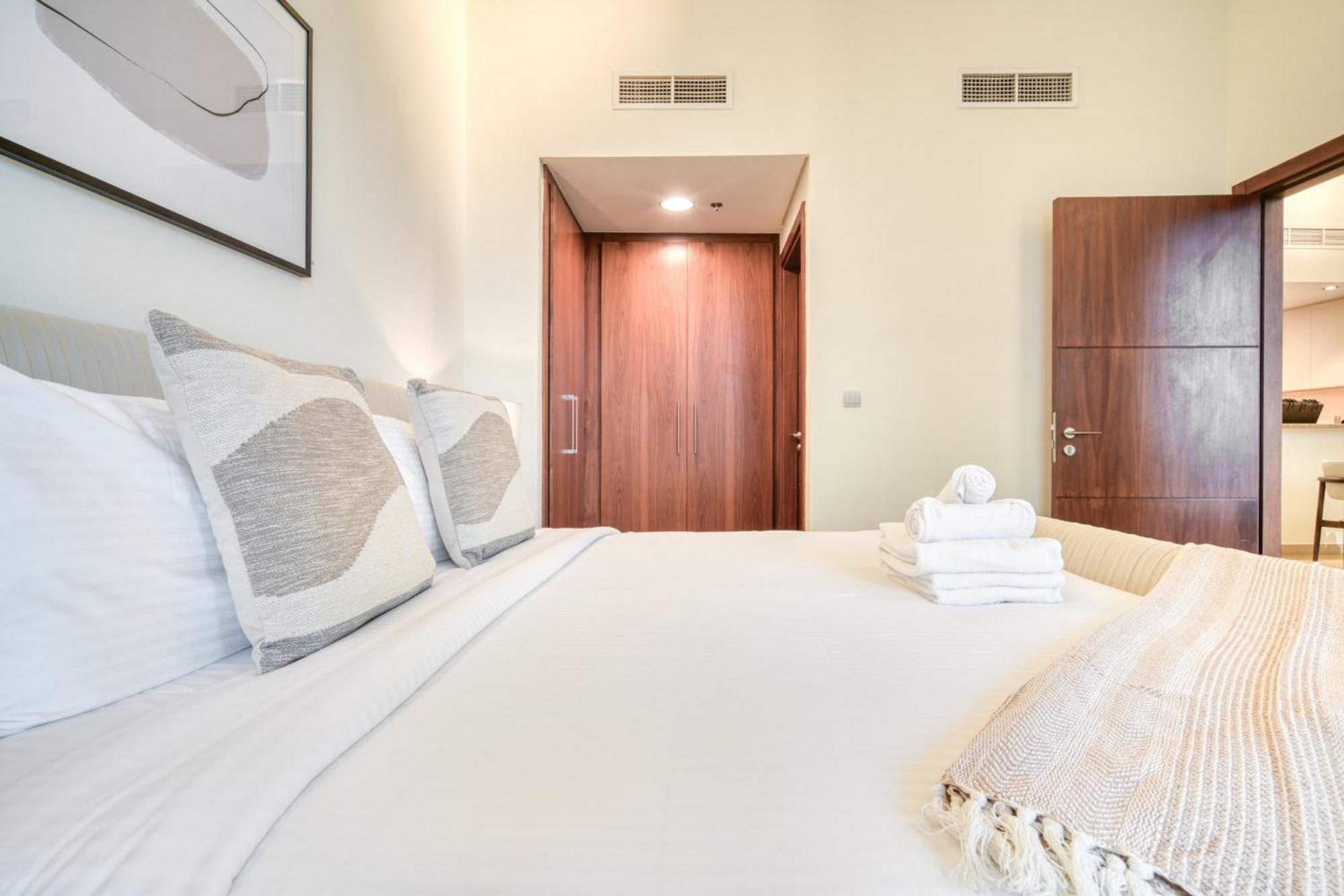 Burj Vista, Downtown Dubai - Burj Khalifa View - Mint Stay מראה חיצוני תמונה